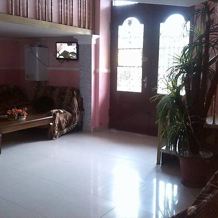 Hostel Georgia Кутаїсі Екстер'єр фото