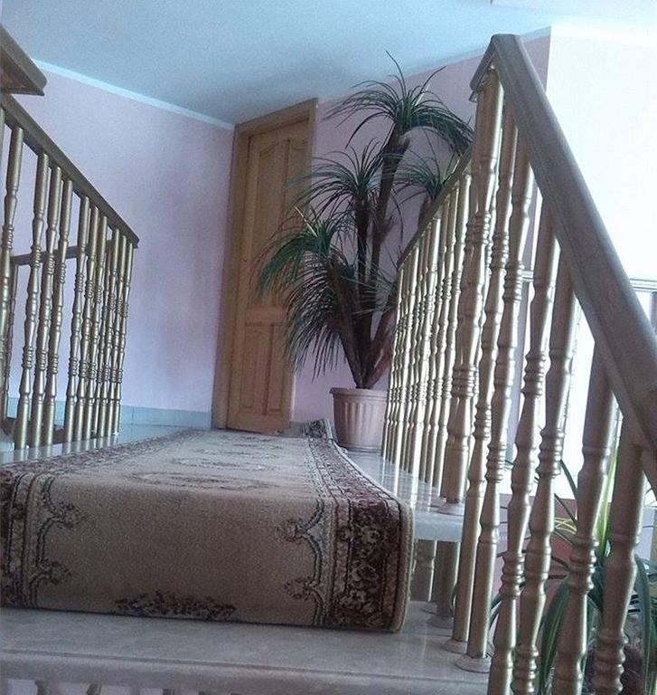 Hostel Georgia Кутаїсі Екстер'єр фото